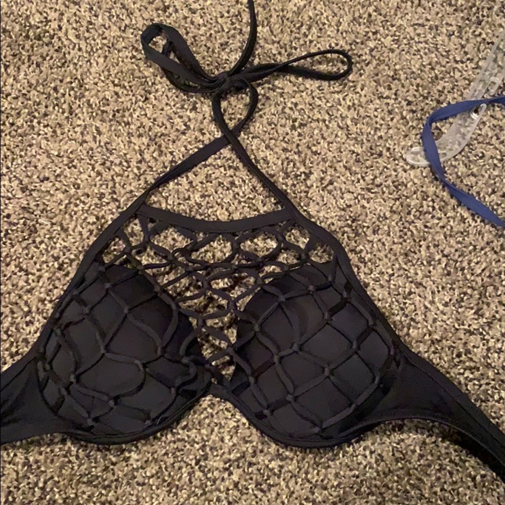 Bikini top